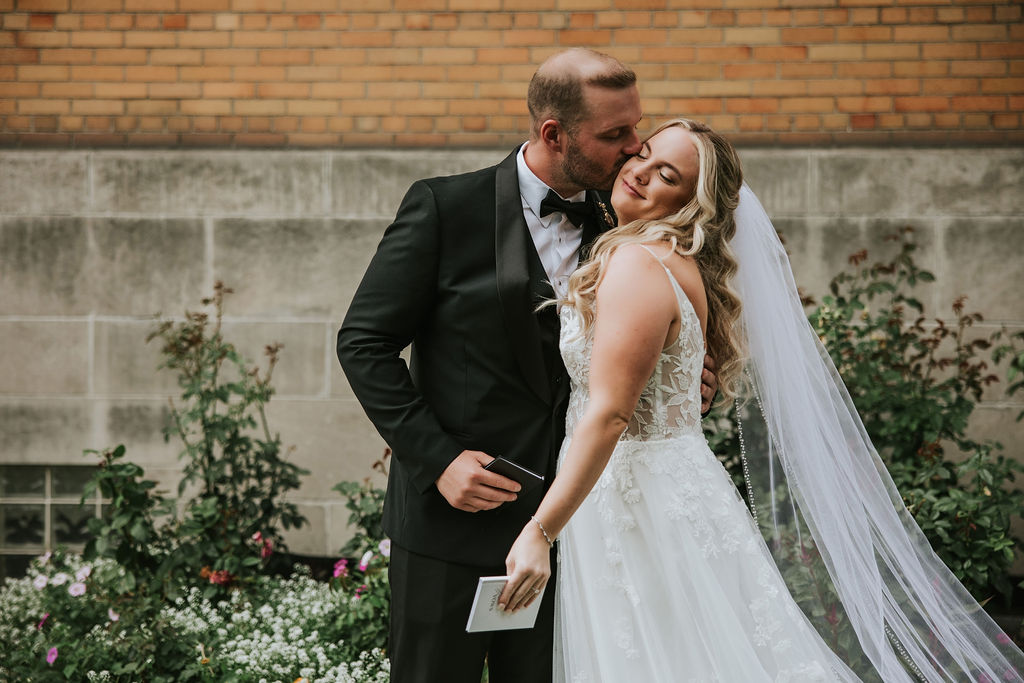The Perfect Wedding Day Timeline | Shauna Wear Photography
