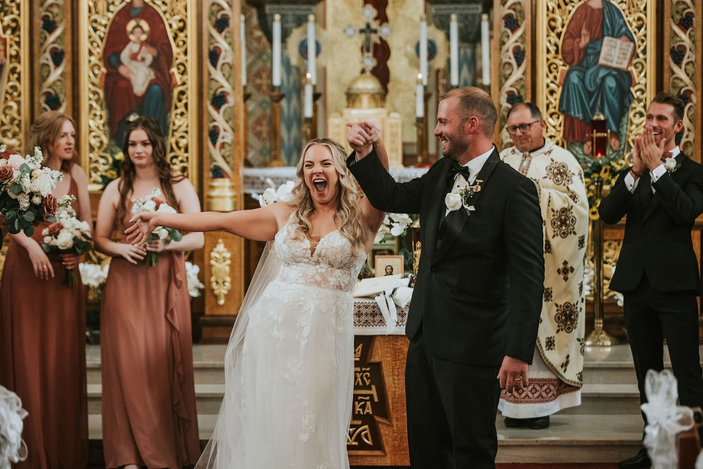 The Perfect Wedding Day Timeline | Shauna Wear Photography