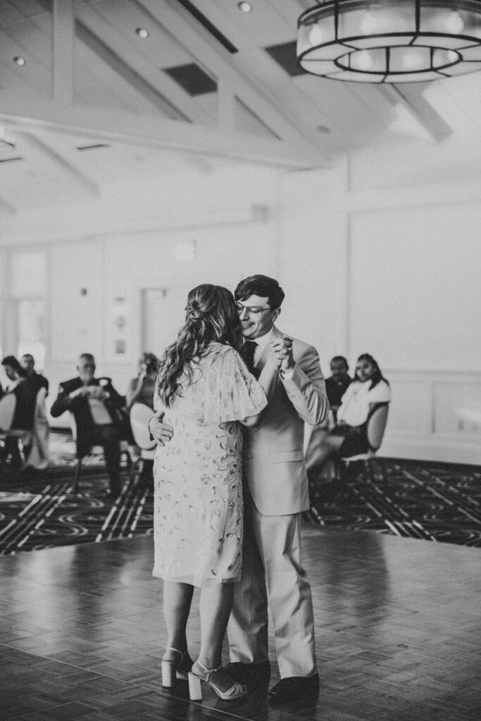 Midland Country Club wedding reception dances | Shauna Wear Photography