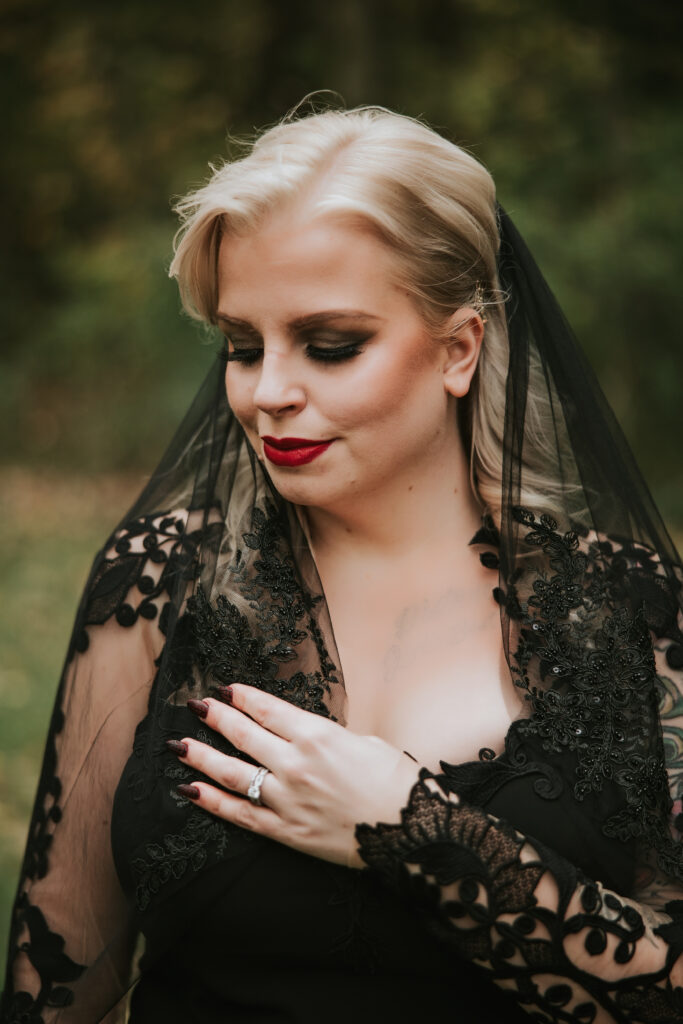 Halloween Wedding at Odin's Owl | Shauna Wear Photography