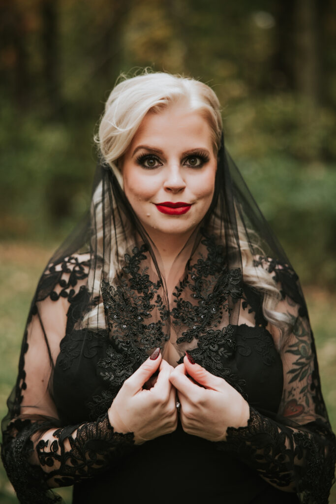 Halloween Wedding at Odin's Owl | Shauna Wear Photography