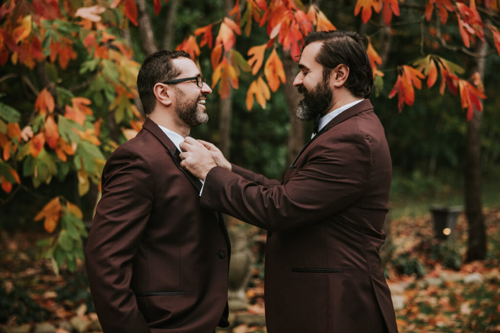 Halloween Wedding at Odin's Owl | Shauna Wear Photography