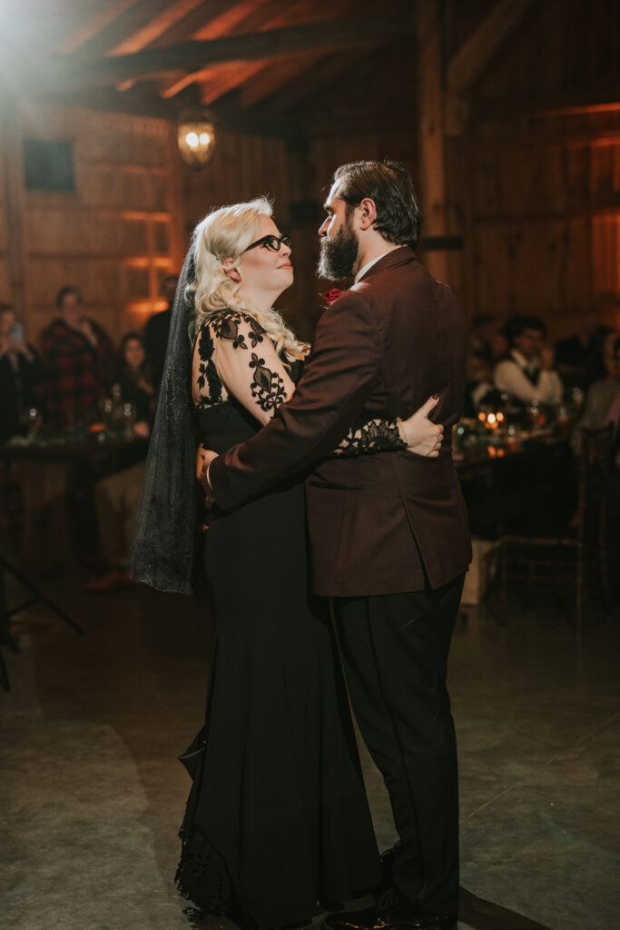 Halloween Wedding at Odin's Owl | Shauna Wear Photography