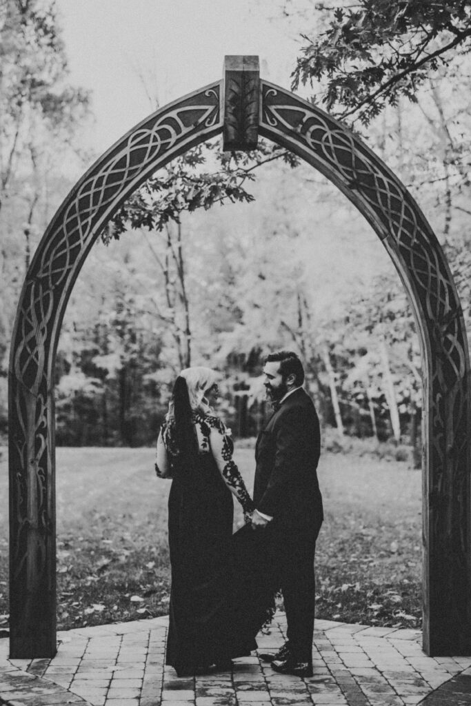 Halloween Wedding at Odin's Owl | Shauna Wear Photography