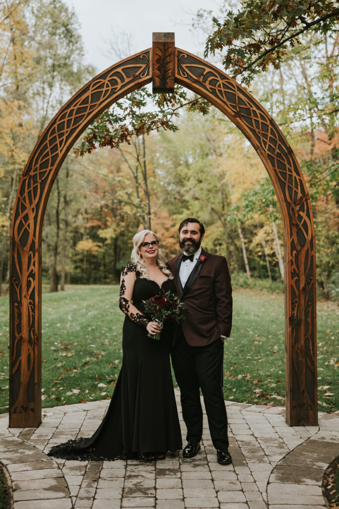 Halloween Wedding at Odin's Owl | Shauna Wear Photography