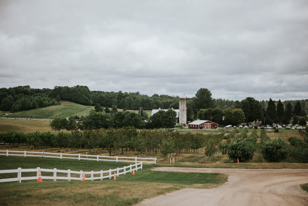 Panoramic view of Jacob's Farm during wedding, Traverse City scenic beauty.